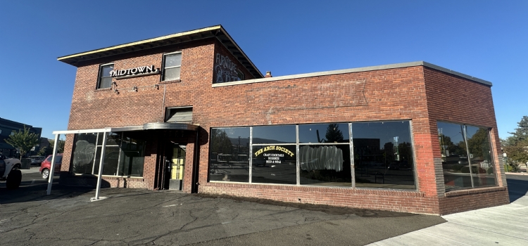 Sign permits for 960 South Virginia reveal more tenants